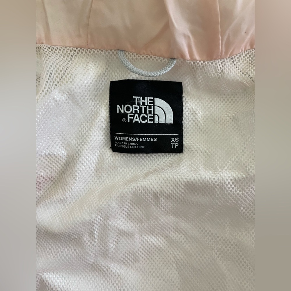 North Face XS gray & Pink Dryvent Rain jacket NEW - Picture 5 of 6